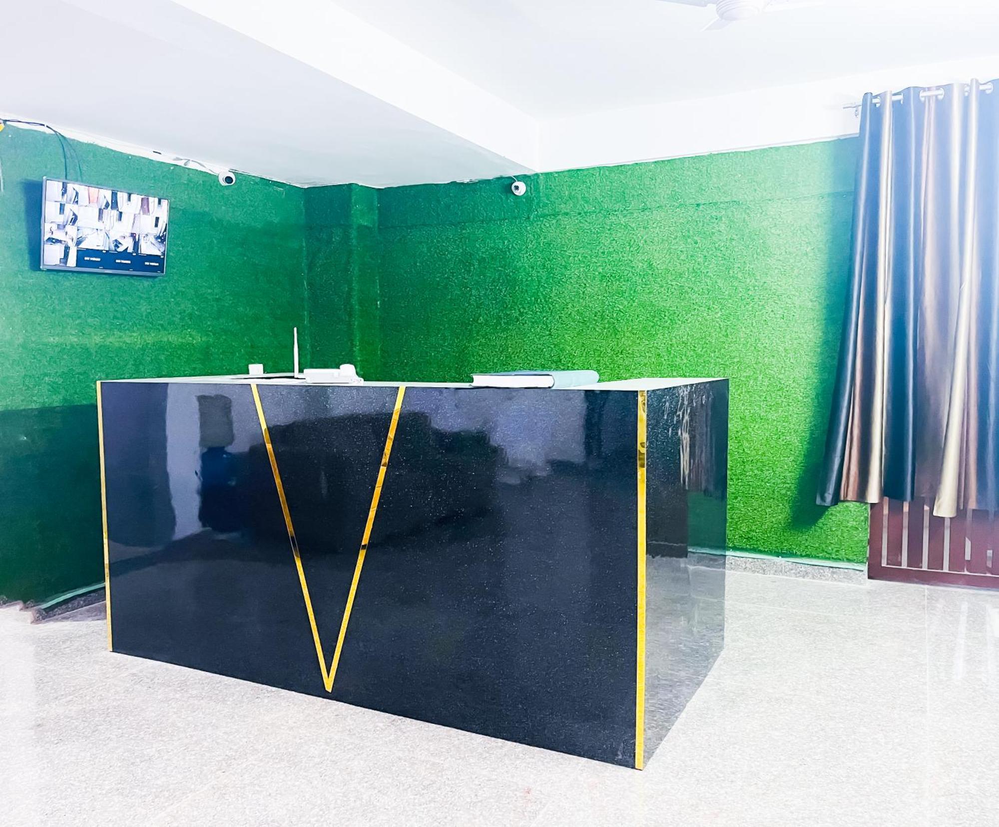 Hotel Hotel In Malviya Nagar New Delhi