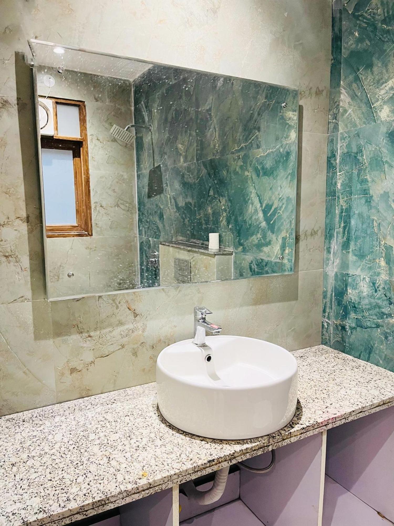 Hotel In Malviya Nagar New Delhi