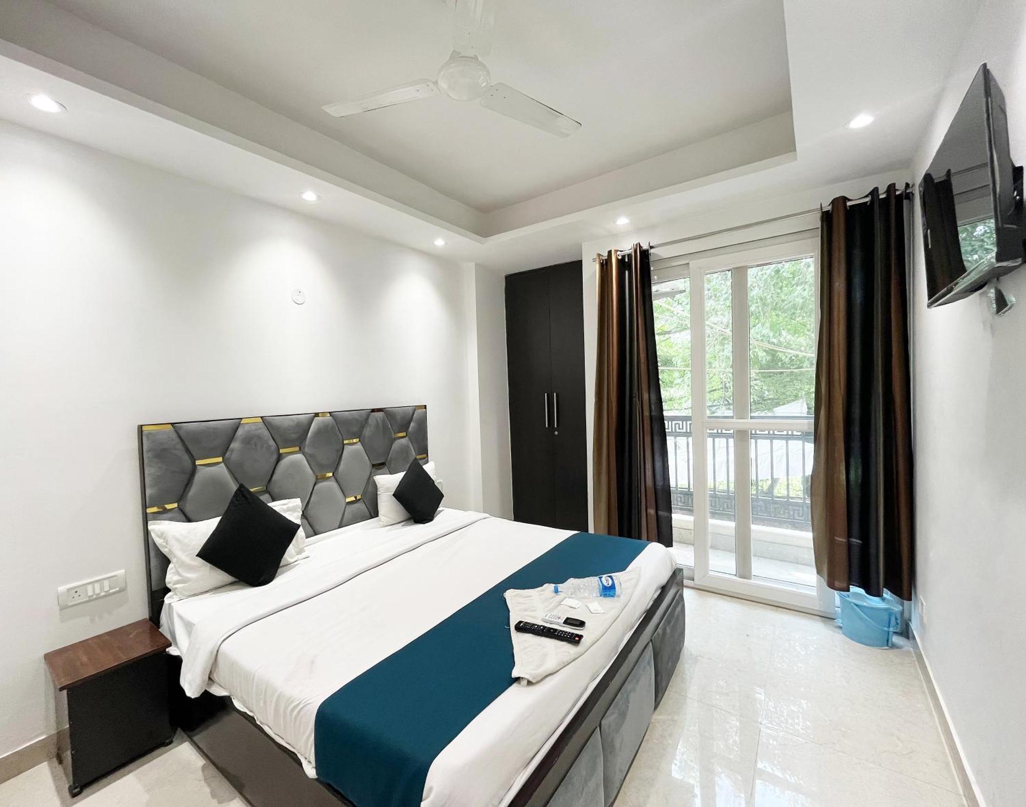 Hotel In Malviya Nagar Hotel 3*